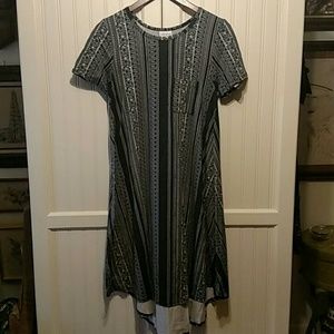 LuLaRoe Carly